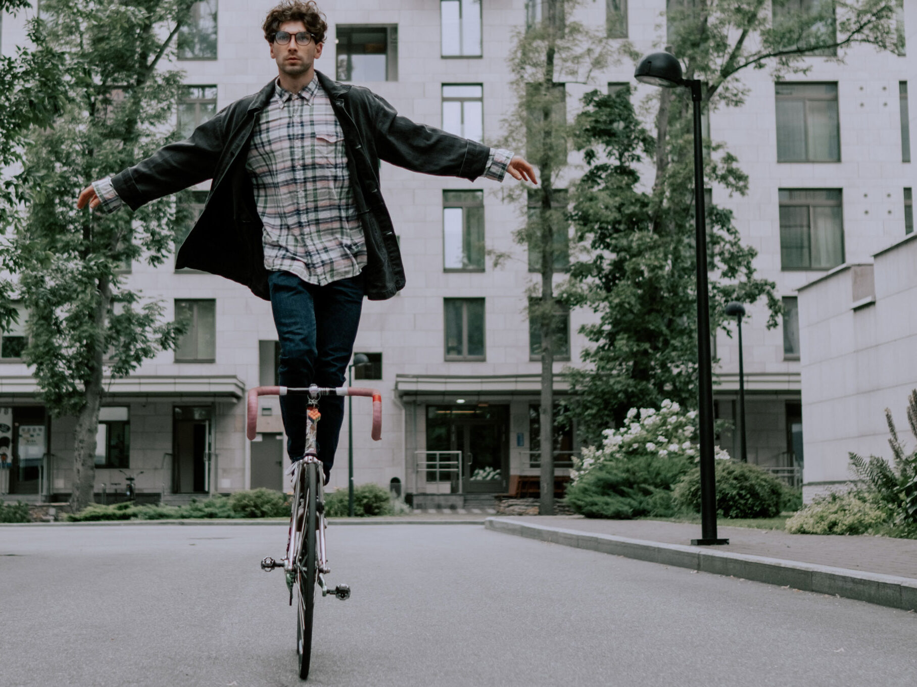 Freihändig Radfahren